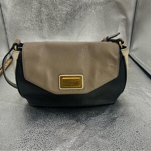 Marc by Marc Jacobs Two-Tone Leather Crossbody - Taupe, Black & Cream